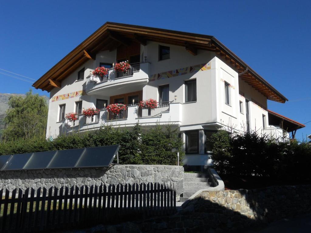 Apart Alpen Royal Nauders Bagian luar foto